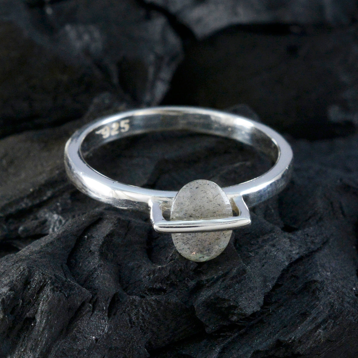 Hina Fairytale Grey Solitaire Ring