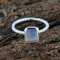Aisha Abstract Grey Solitaire Ring