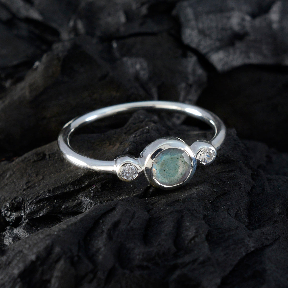 Addison Romantic Grey Trilogy Ring