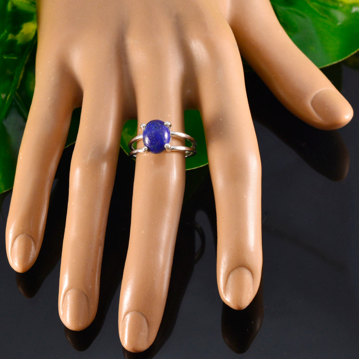 Ji-eun Modern Blue Solitaire Ring