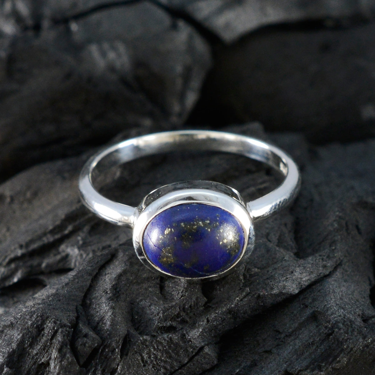 Hana Contemporary Blue Solitaire Ring