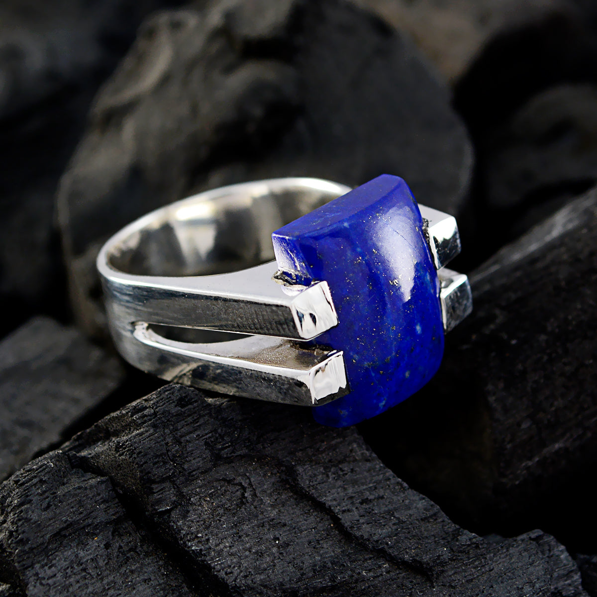 Aaliyah Signet Blue Solitaire Ring