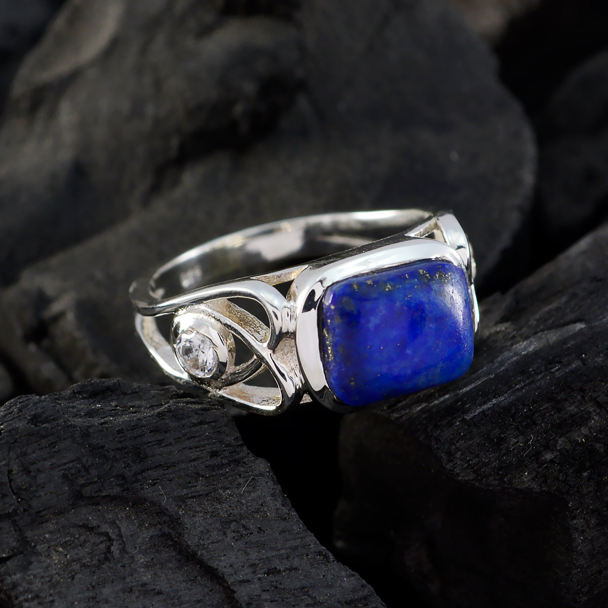 Aria Cultural Blue Solitaire Ring