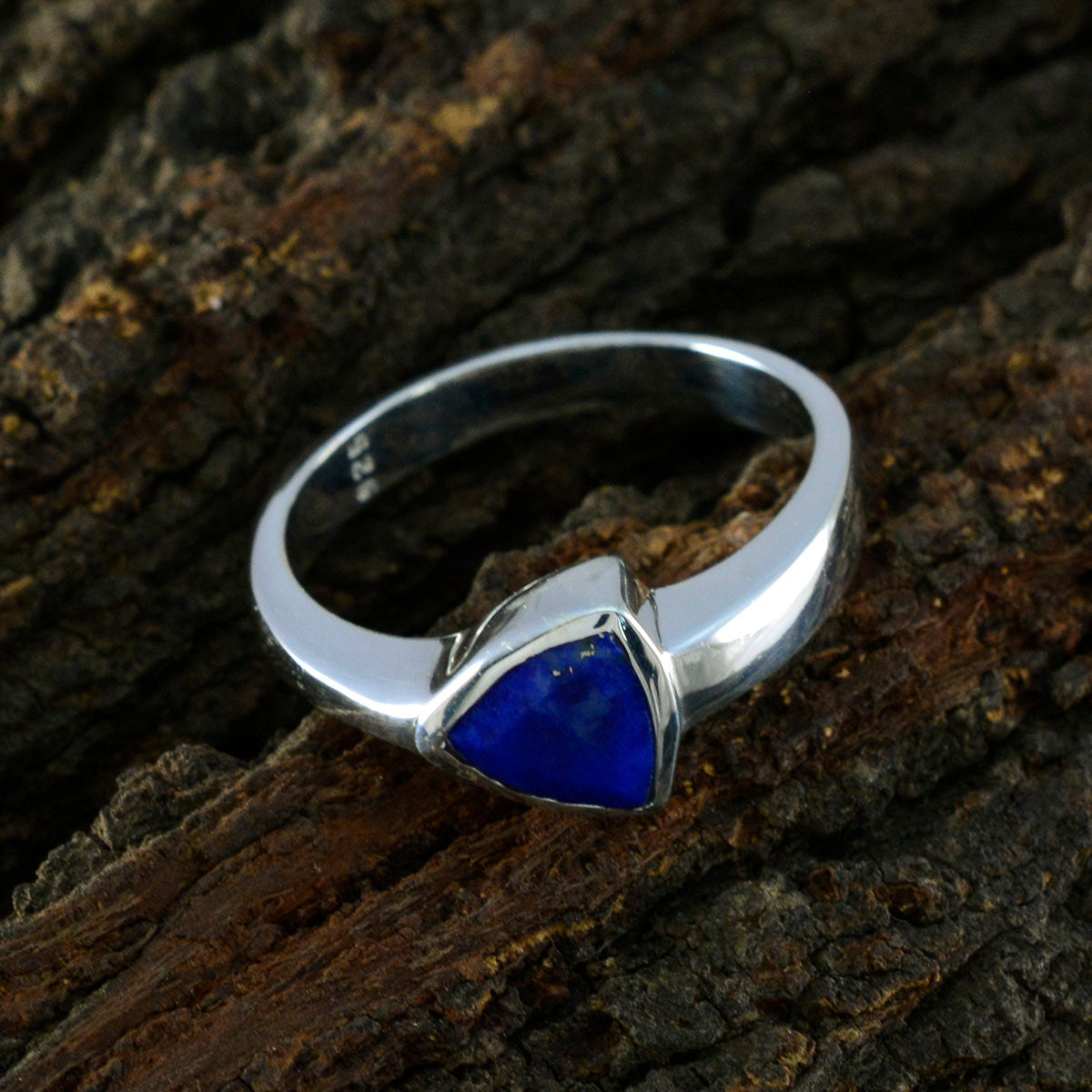 Saanvi Boho Blue Solitaire Ring