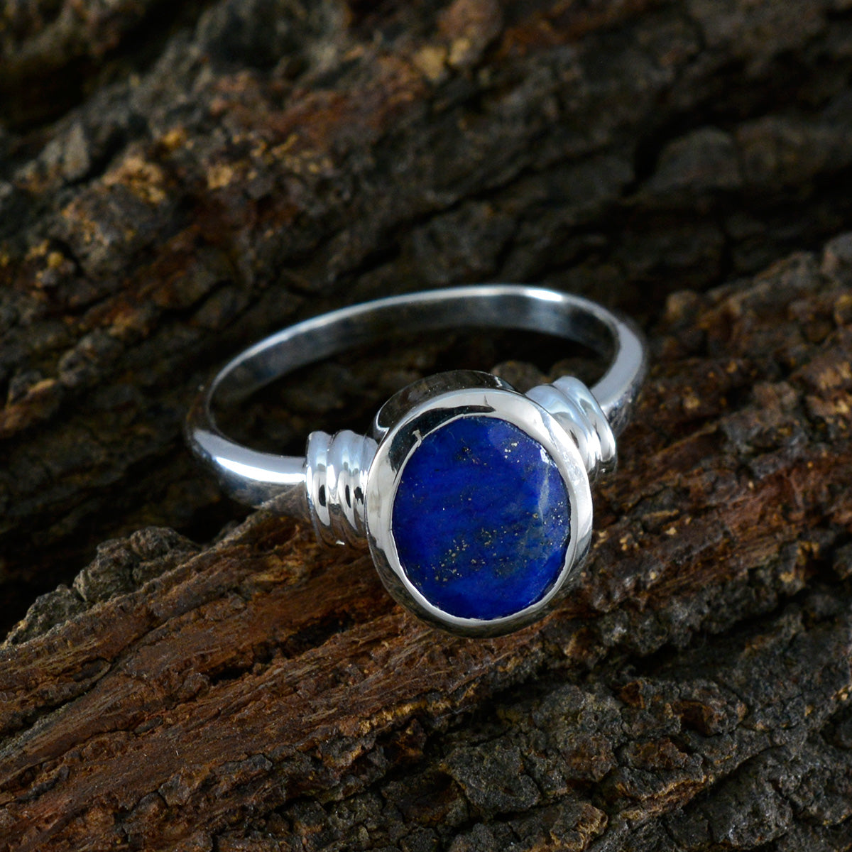 Natalie Luxurious Blue Solitaire Ring