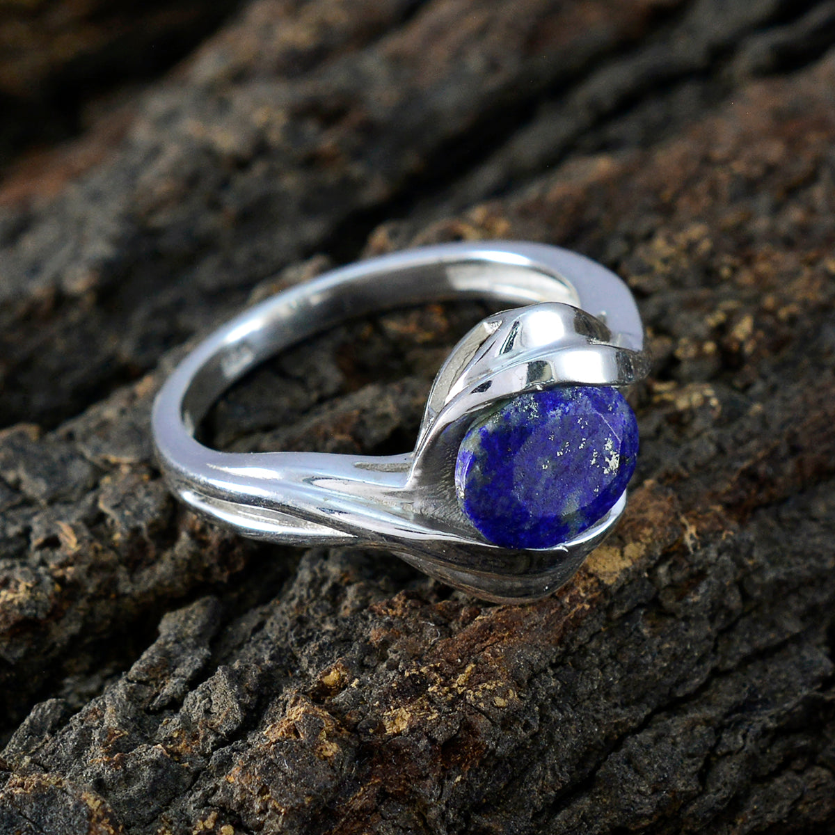 Patricia Contemporary Blue Solitaire Ring