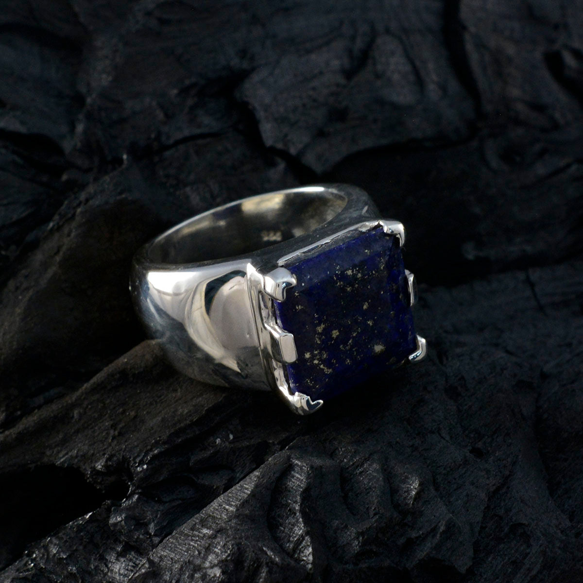 Chloe Ethnic Blue Solitaire Ring