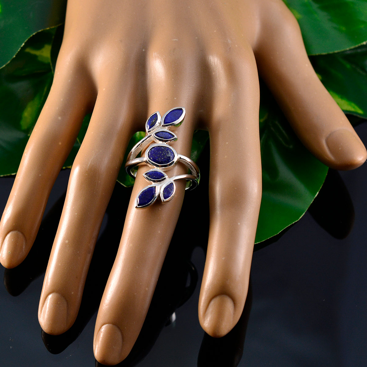 Angel Leafy Blue Hepta Ring