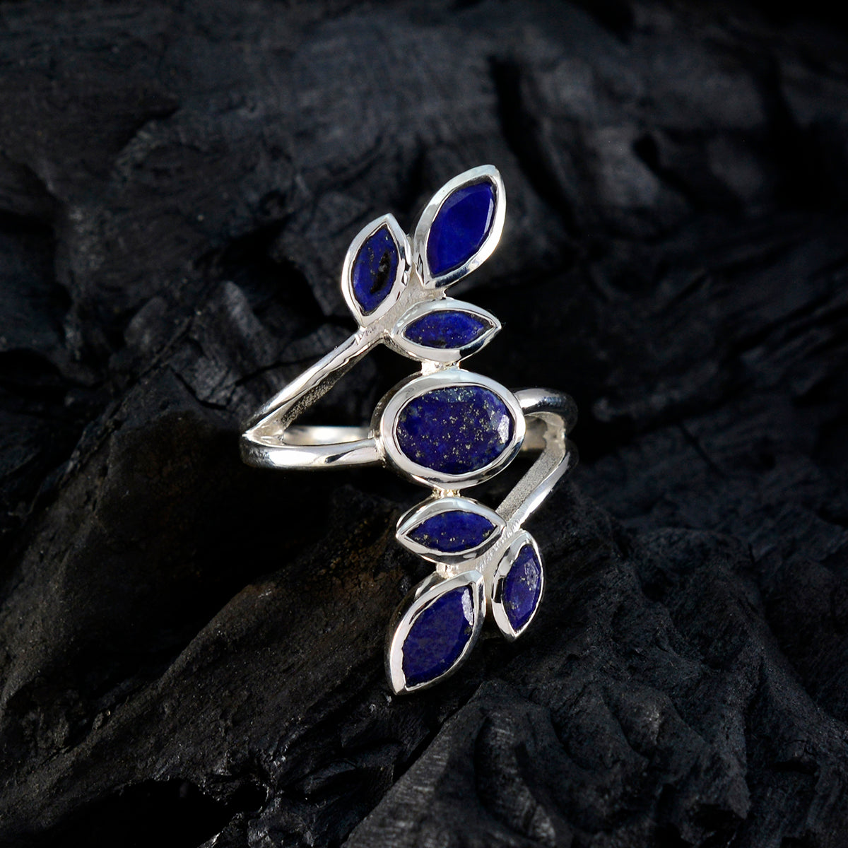 Angel Leafy Blue Hepta Ring