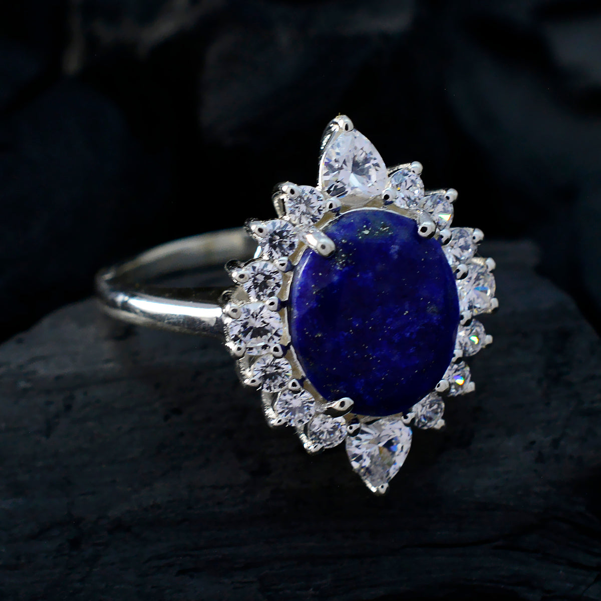 Maria Modern Blue Halo Ring