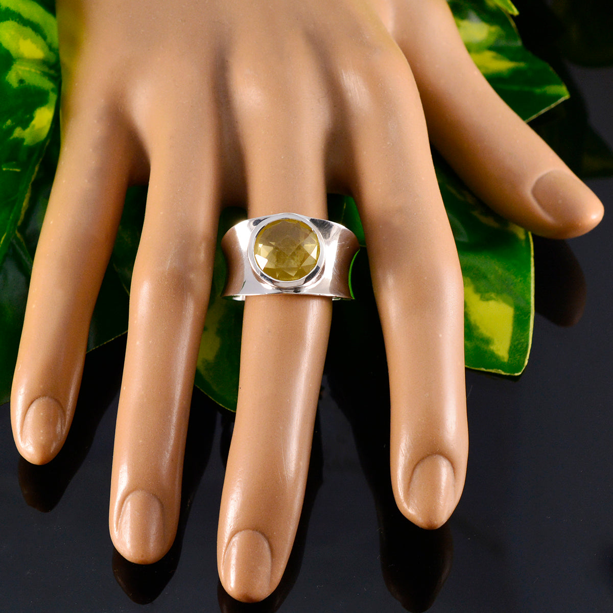 Eva Armor Yellow Solitaire Band