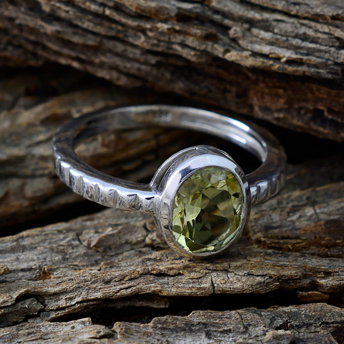 Tereza Heritage Yellow Solitaire Ring
