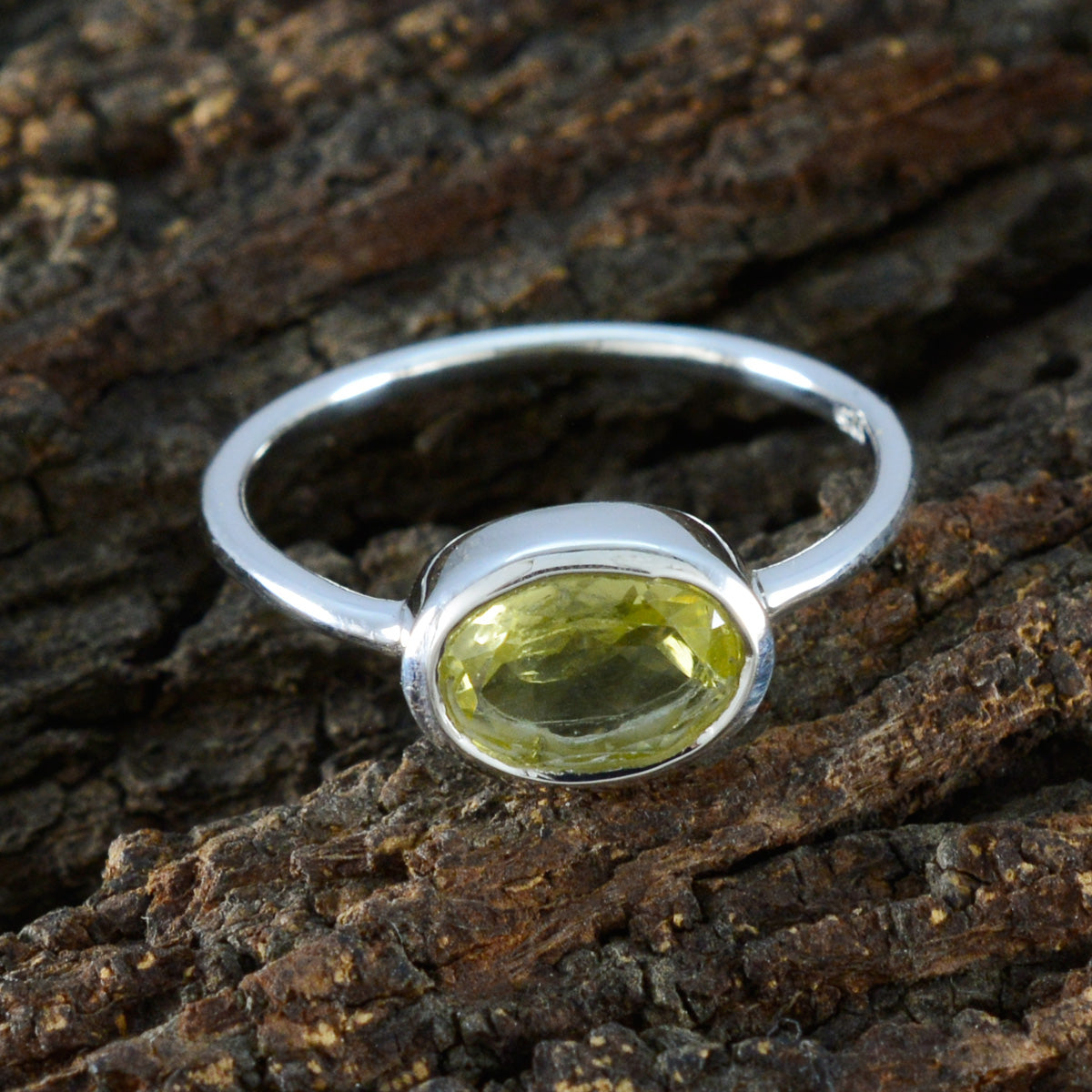 Ivy Feminine Yellow Solitaire Ring