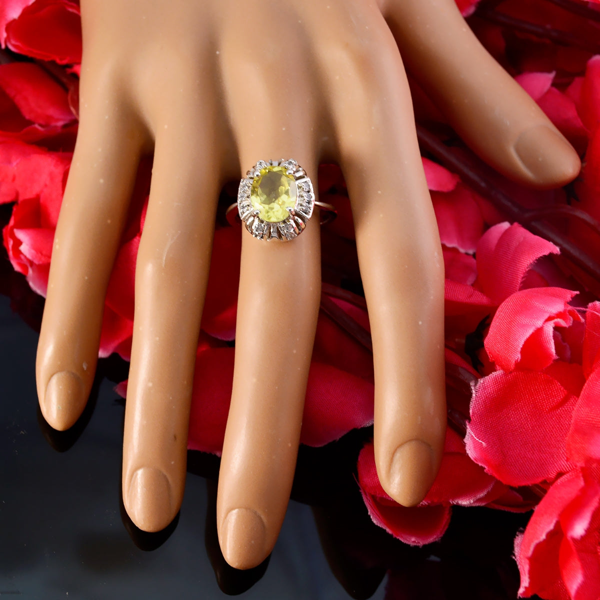 Charlotte Fairytale Yellow Halo Ring