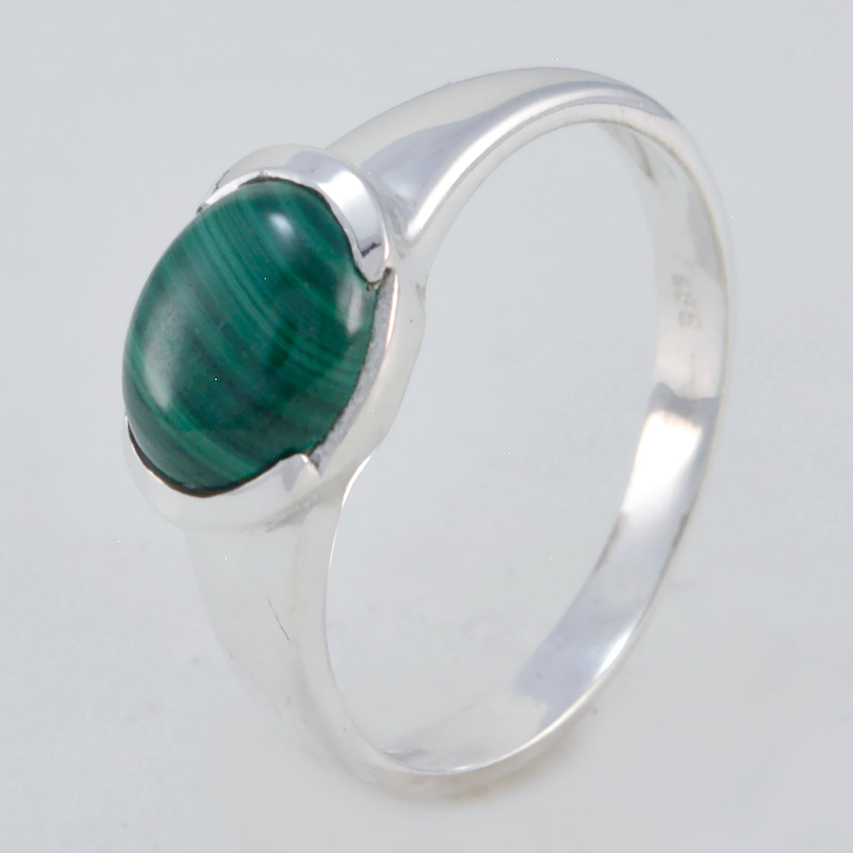 Ellie Trendy Green Solitaire Ring