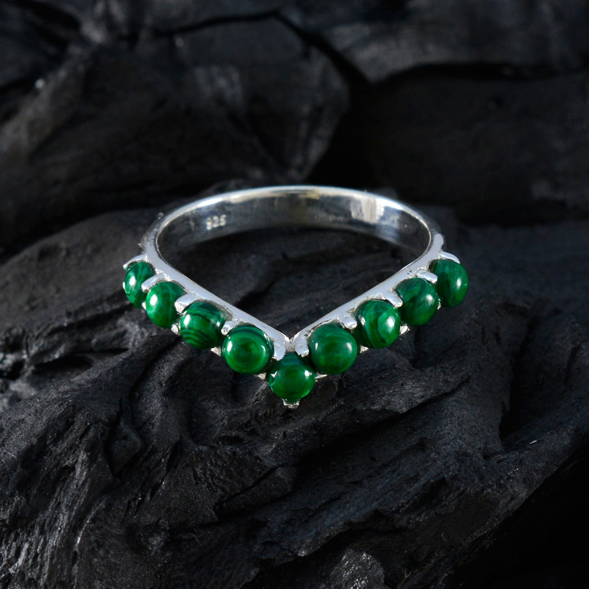 Hina Graceful Green multiple Ring