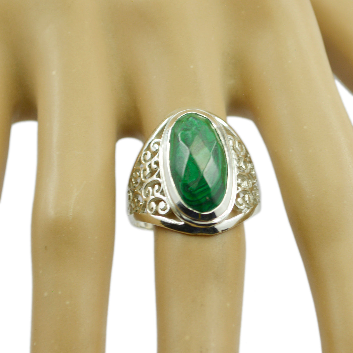 Araya Filigree Green Solitaire Ring