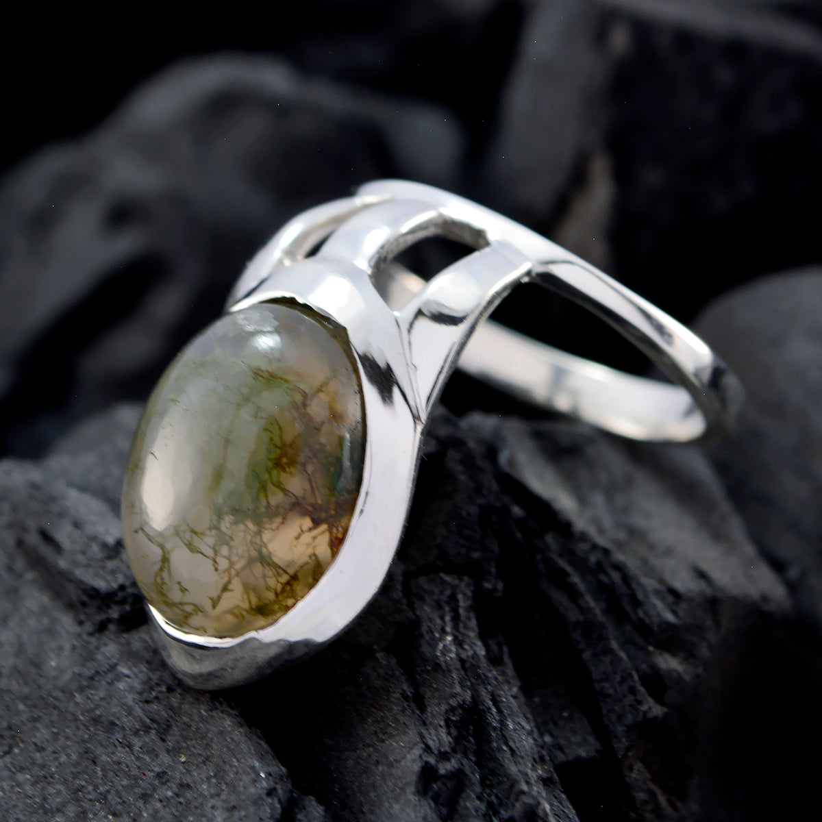 Andrea Signet White Solitaire Ring