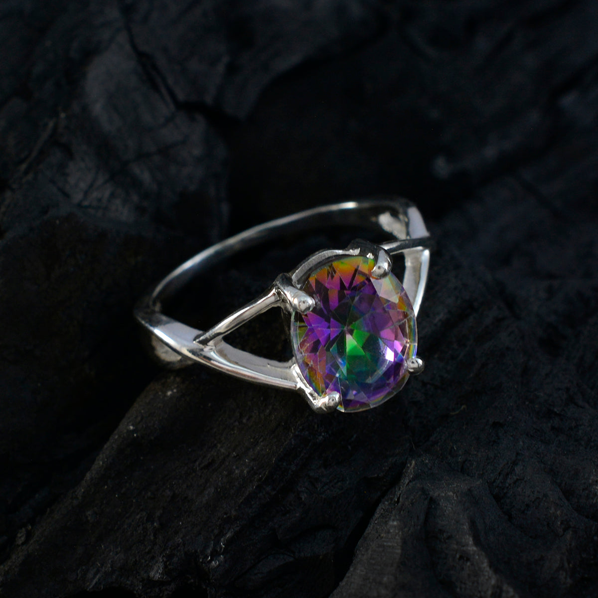 Araya Trendy multicolor Solitaire Ring