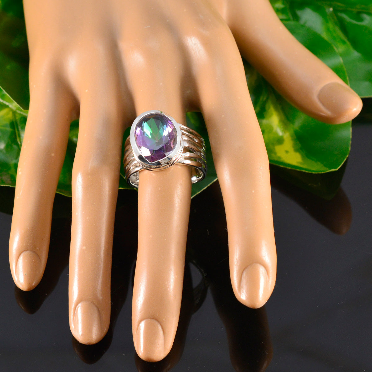 Eliza Armor multicolor Solitaire Ring