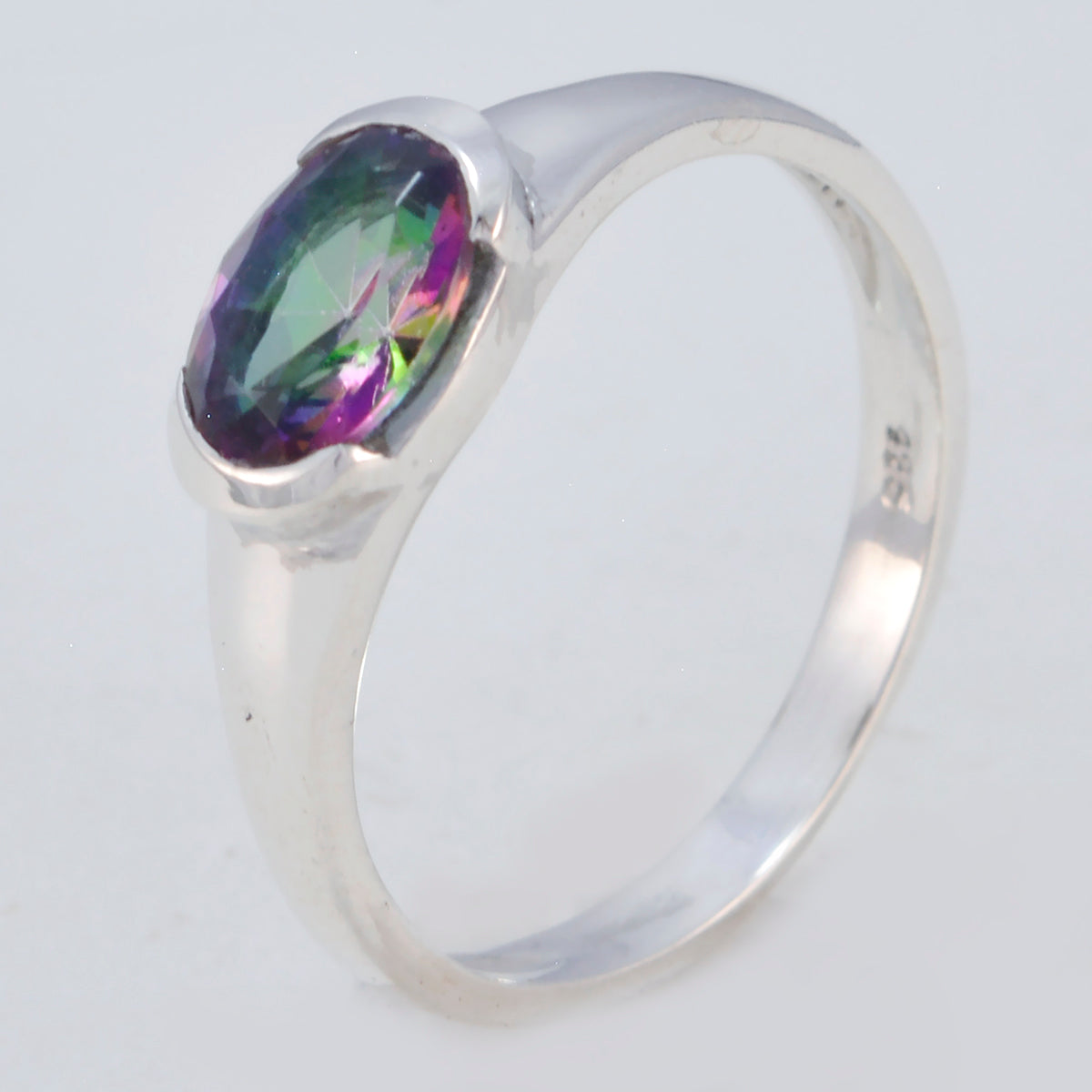 Hana Modern multicolor Solitaire Ring