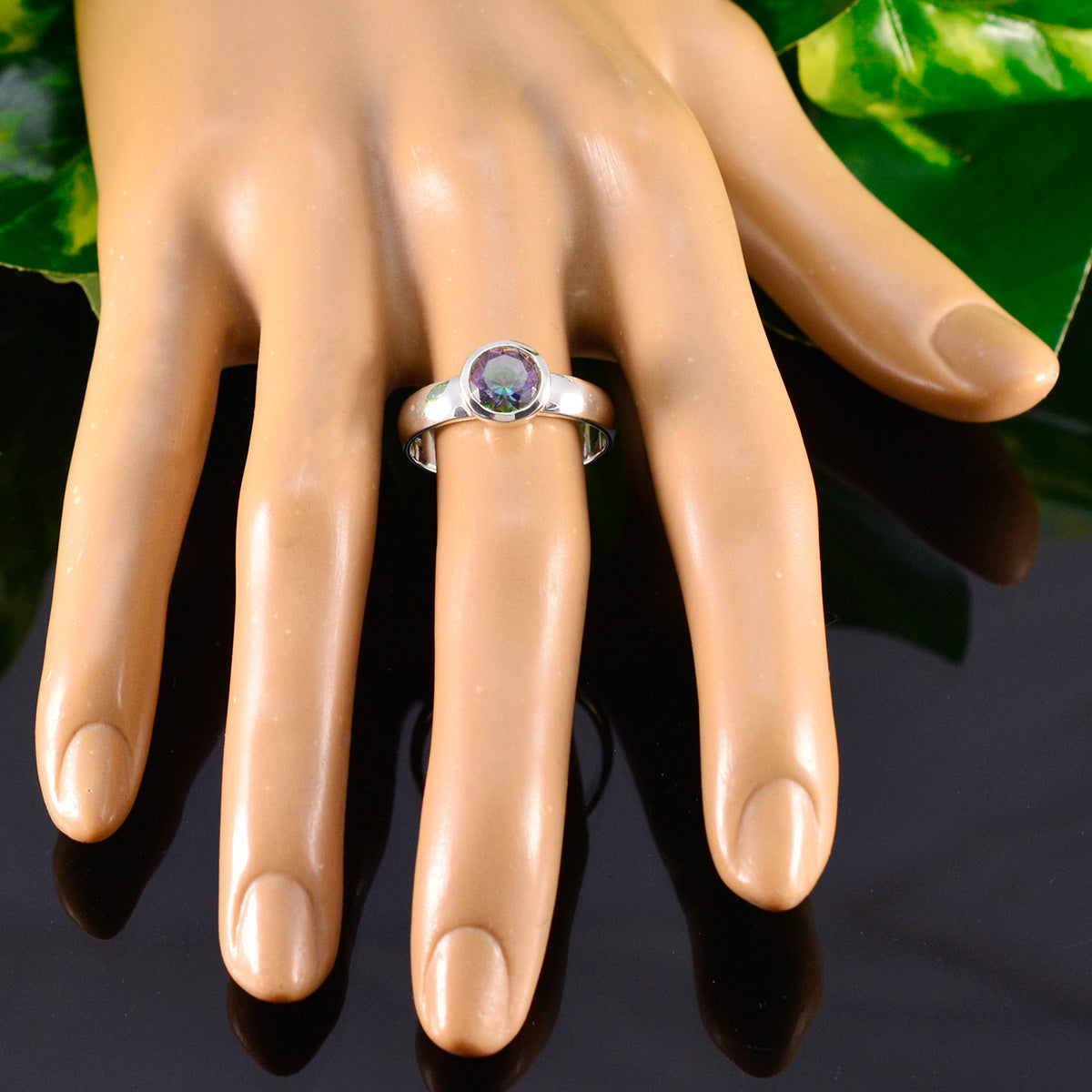 Greta Graceful multicolor Solitaire Ring