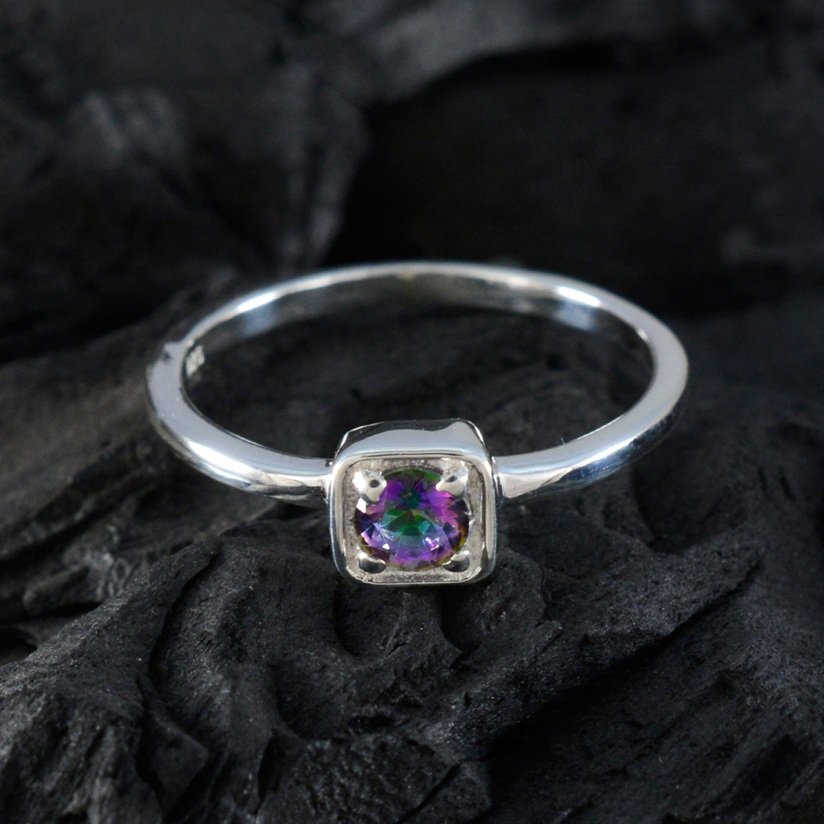 Hana Contemporary multicolor Solitaire Ring