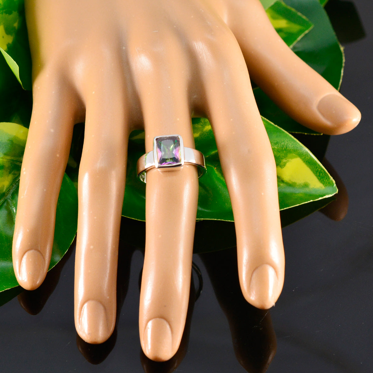 Sophia Glamorous multicolor Solitaire Ring