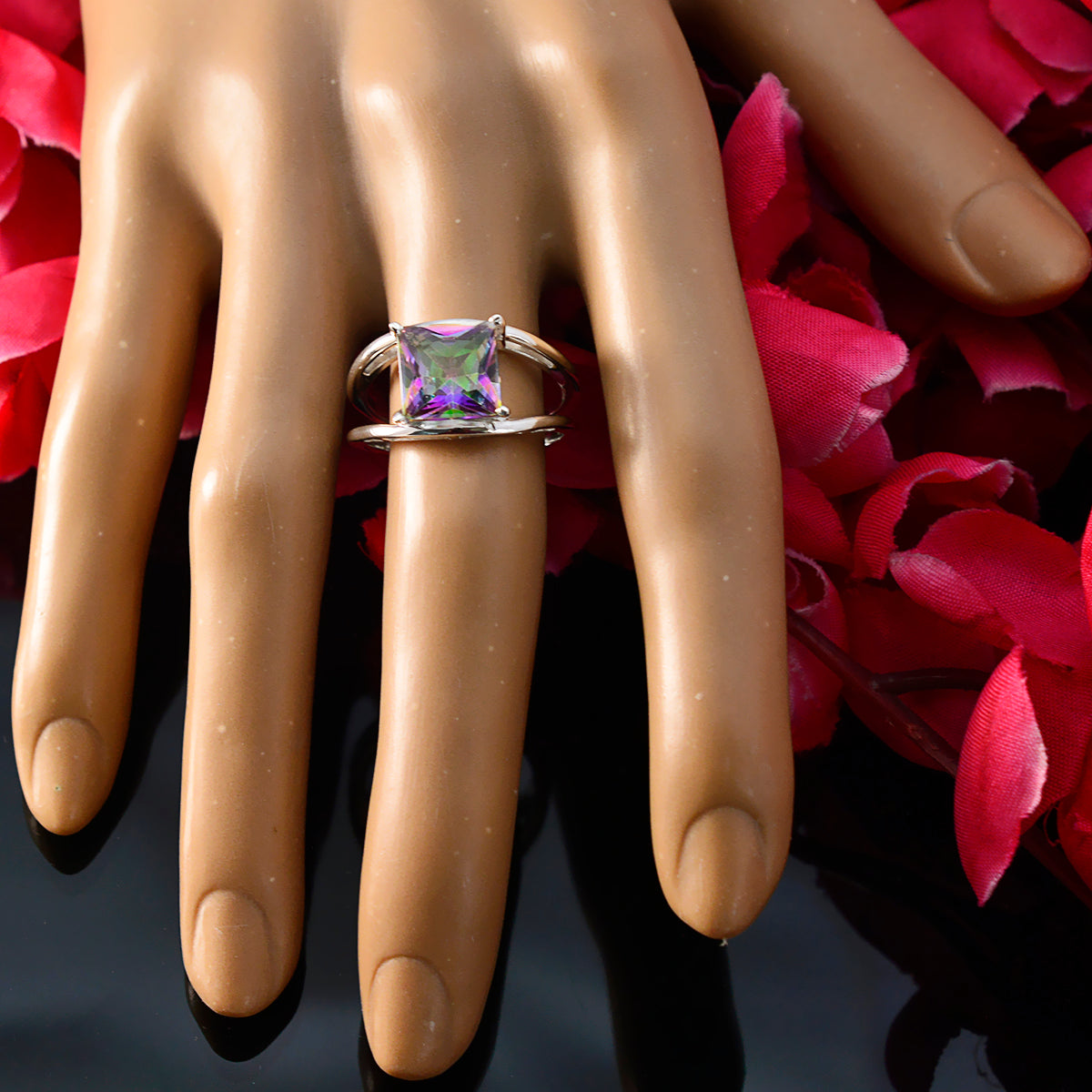 Amelia Abstract multicolor Solitaire Ring