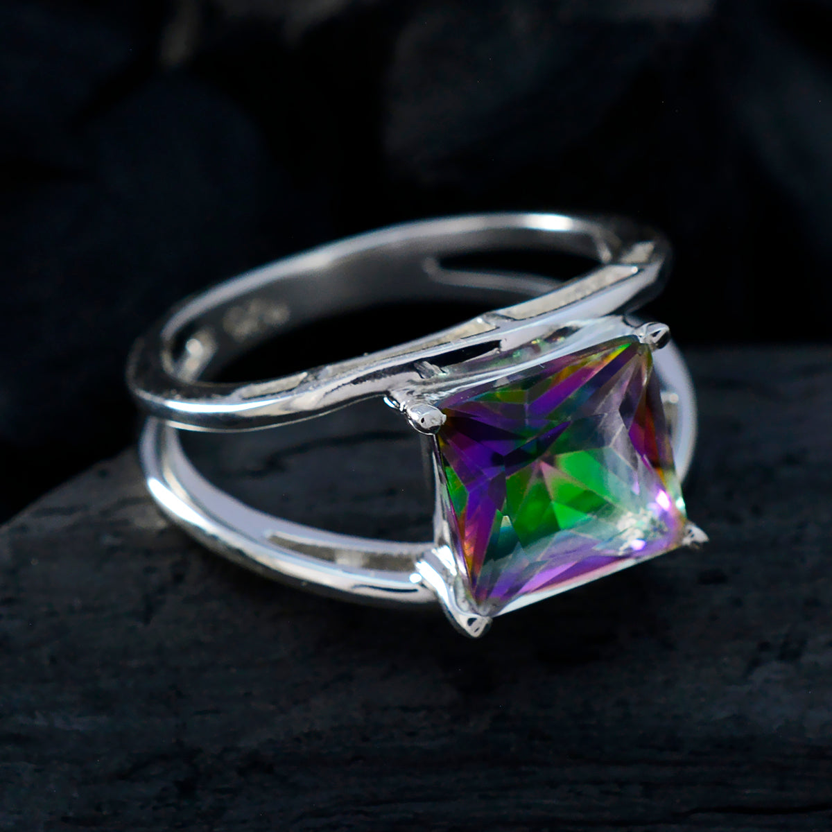 Amelia Abstract multicolor Solitaire Ring