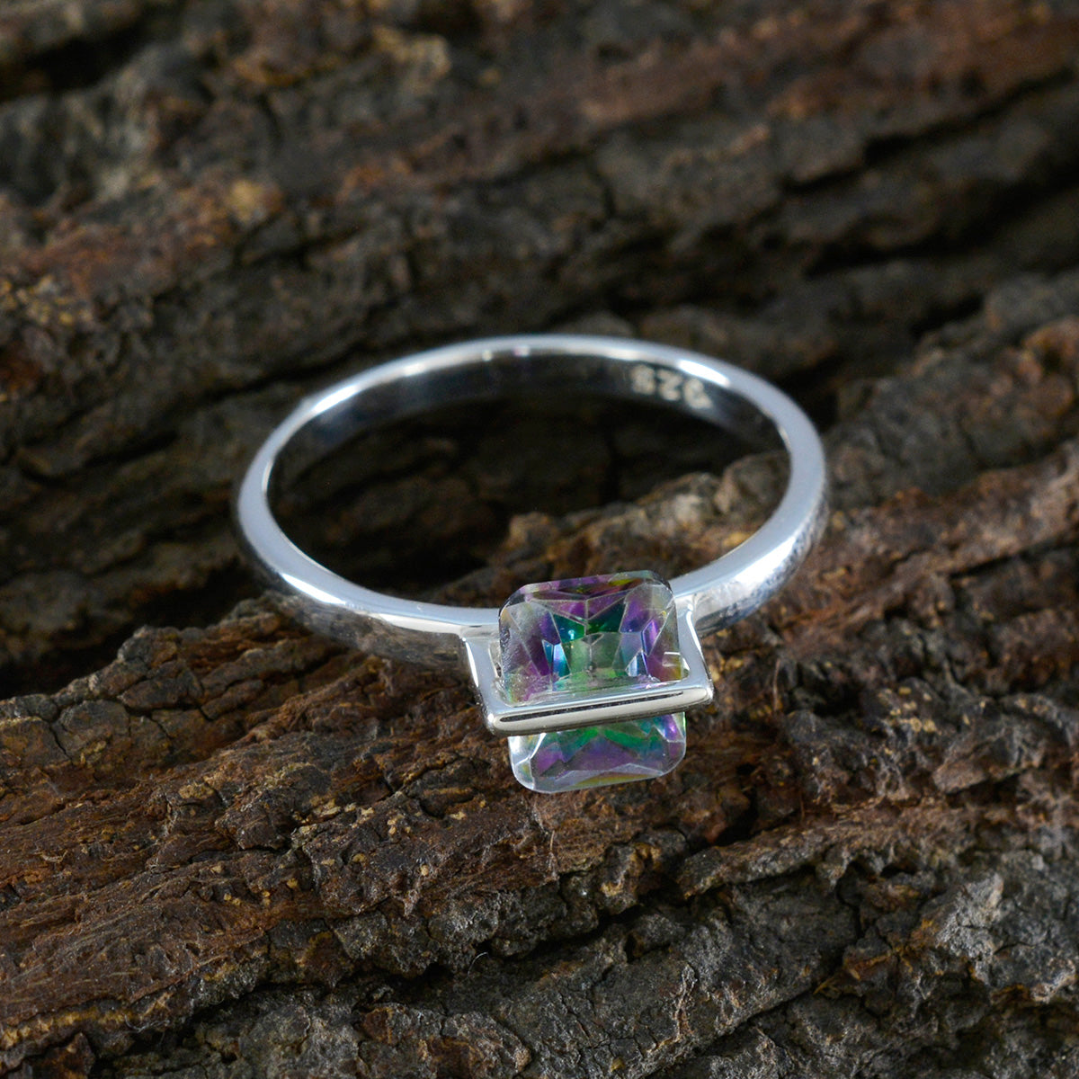 Ayaka Artisan multicolor Solitaire Ring