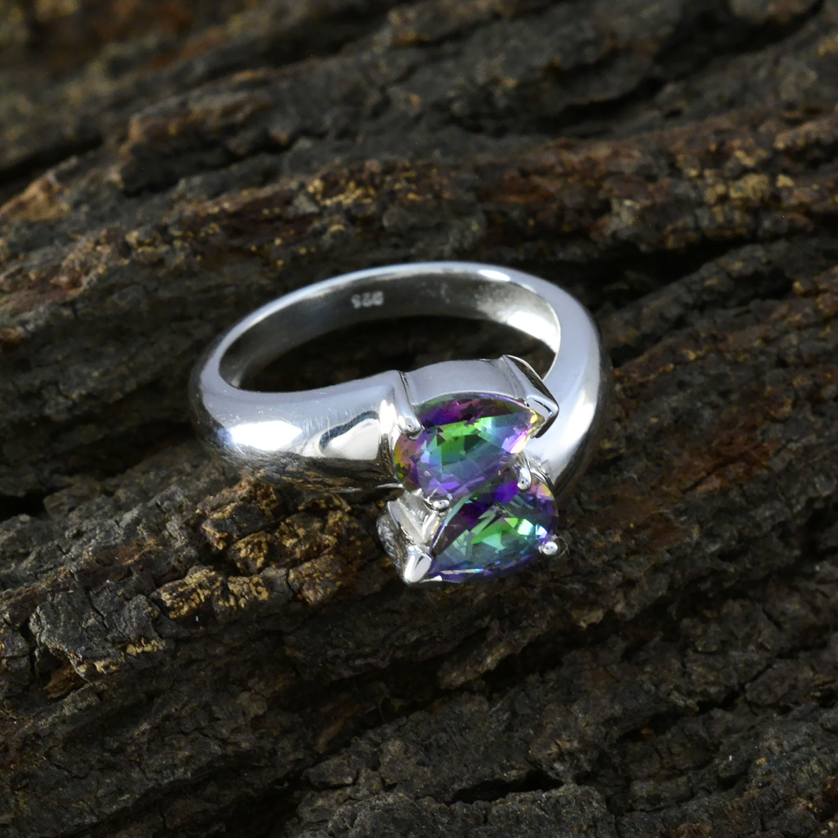 Gabriela Contemporary multicolor Toi et Moi Ring