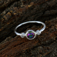 Soo-jin Graceful multicolor Trilogy Ring