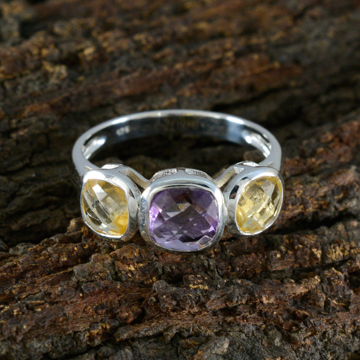 Priya Luxurious multicolor Trilogy Ring
