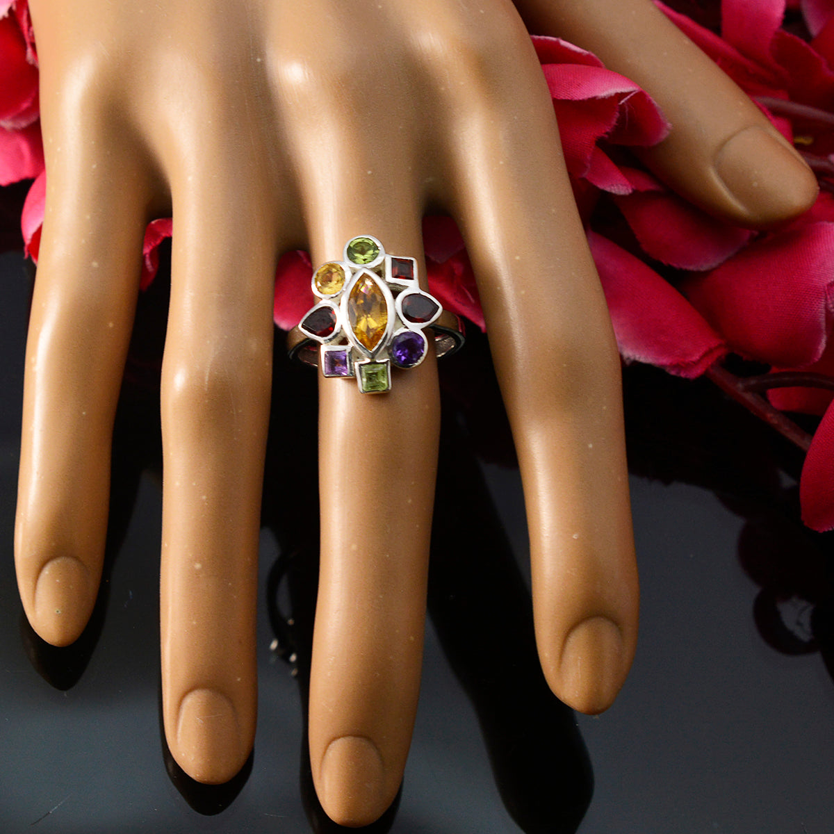 Maya Cocktail multicolor navratna Ring