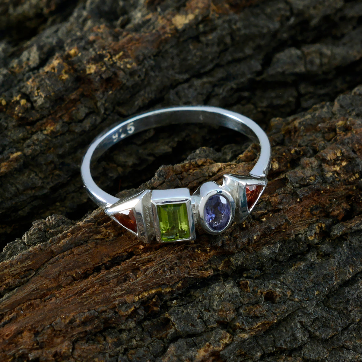 Mei Graceful multicolor quarter Ring