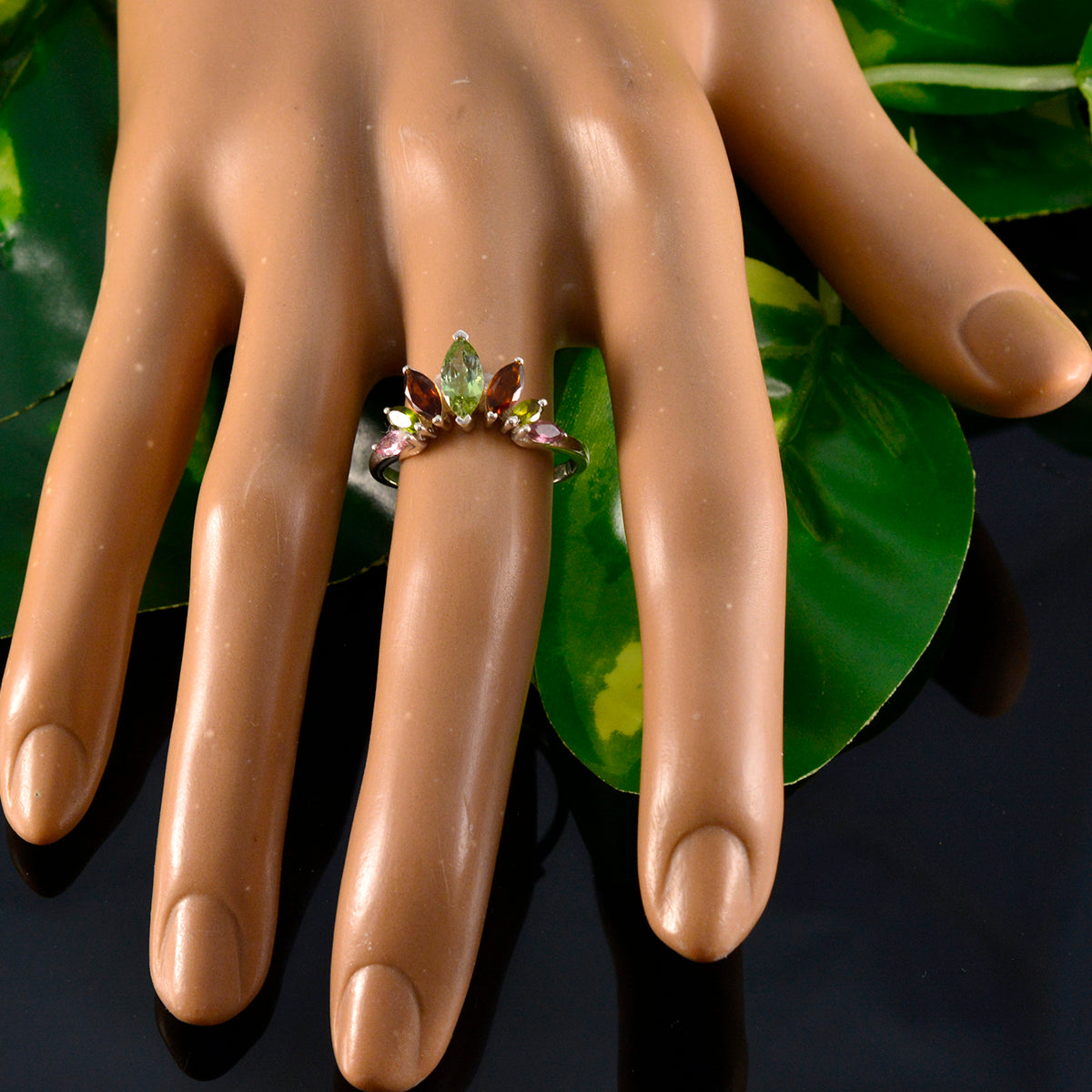 Mei crown multicolor Hepta Ring
