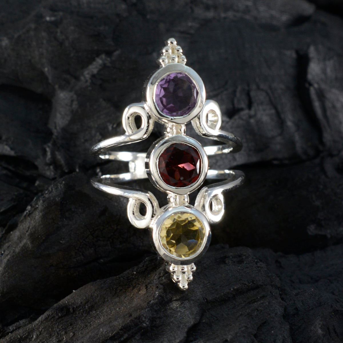 Priya Sophisticated multicolor Trilogy Ring