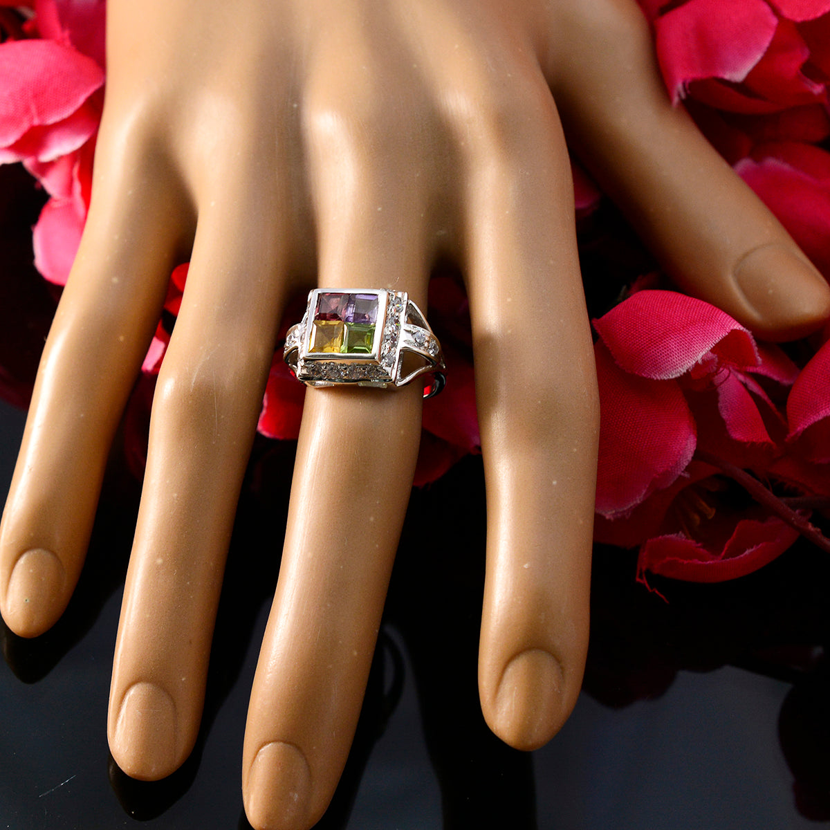 Aaliyah Contemporary multicolor quarter Ring