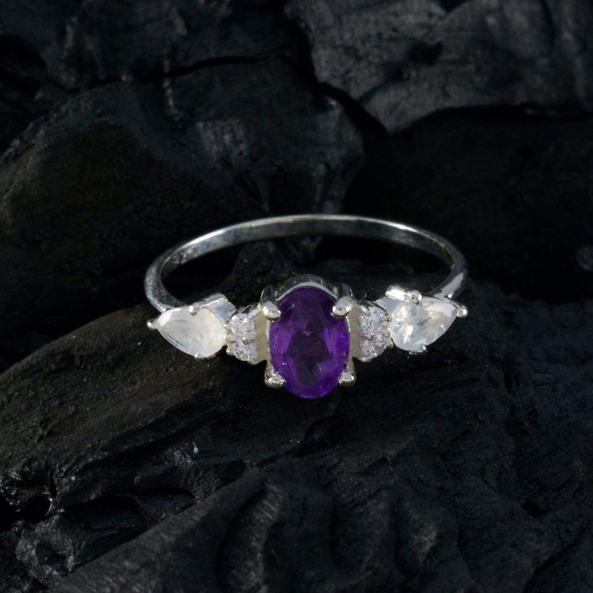 Nari Feminine multicolor Trilogy Ring