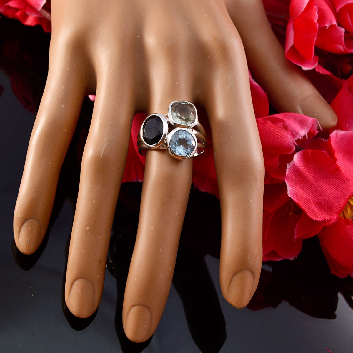 Meera Cocktail multicolor Trilogy Ring