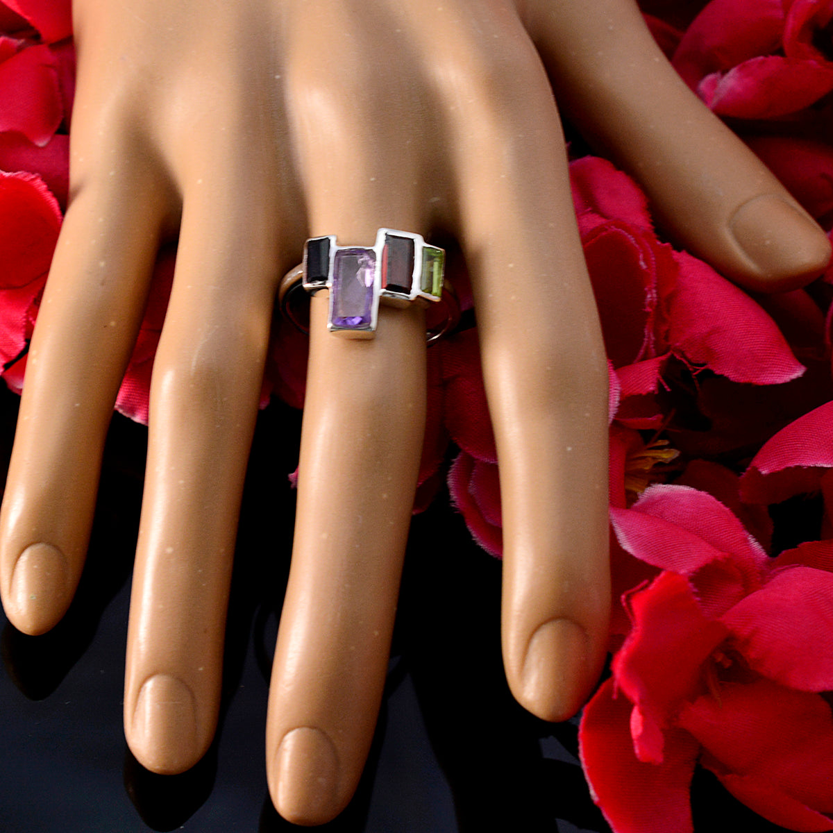 Ha-eun Cocktail multicolor quarter Ring