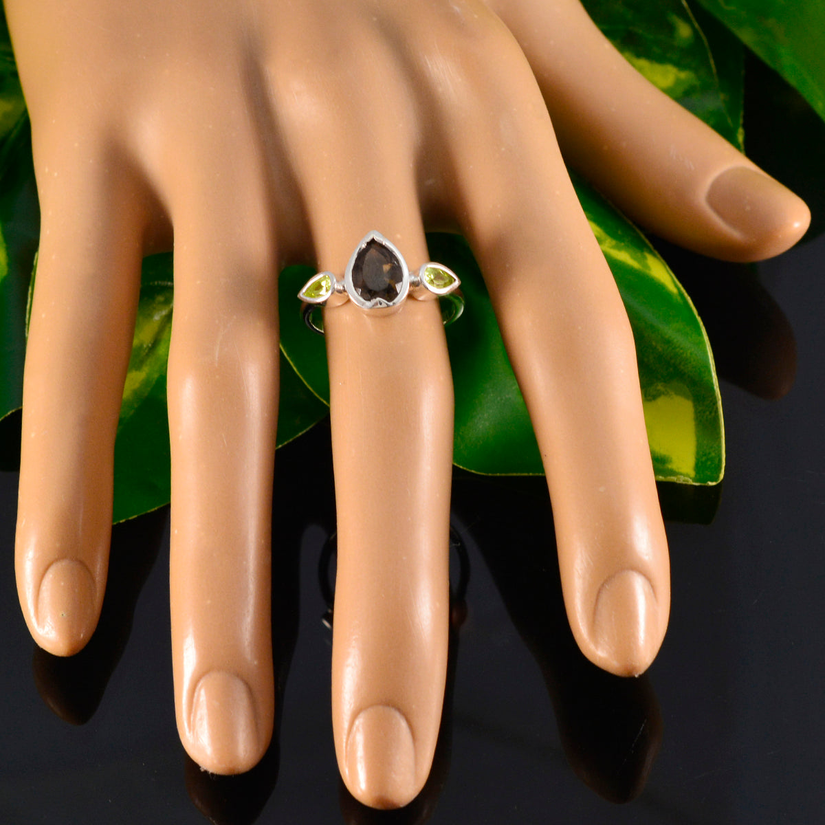 Katarina Contemporary multicolor Trilogy Ring