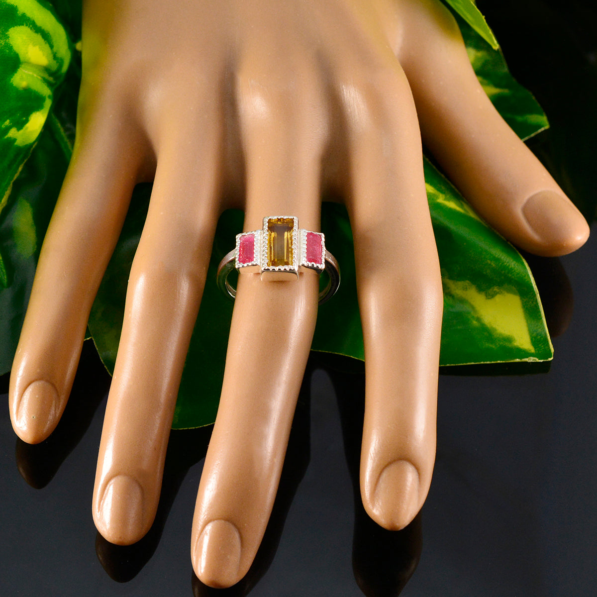 Chloe Boho multicolor Trilogy Ring