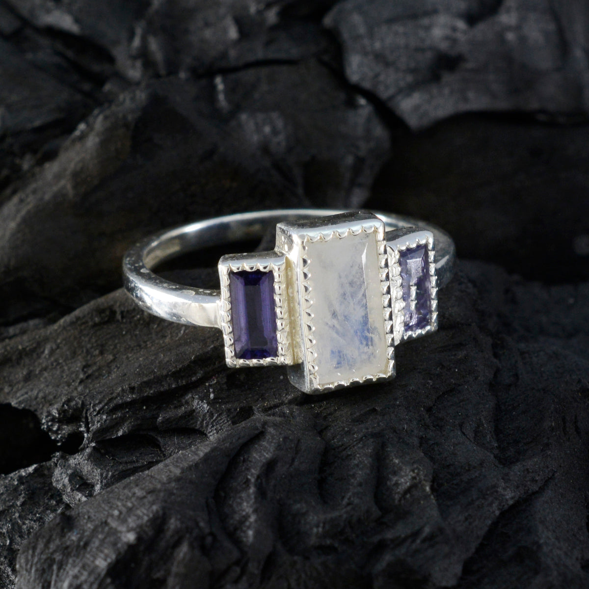 Chloe Boho multicolor Trilogy Ring