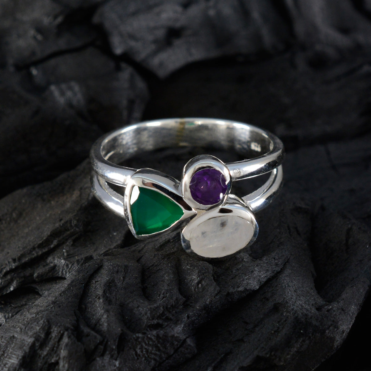 Marie Sophisticated multicolor Trilogy Ring
