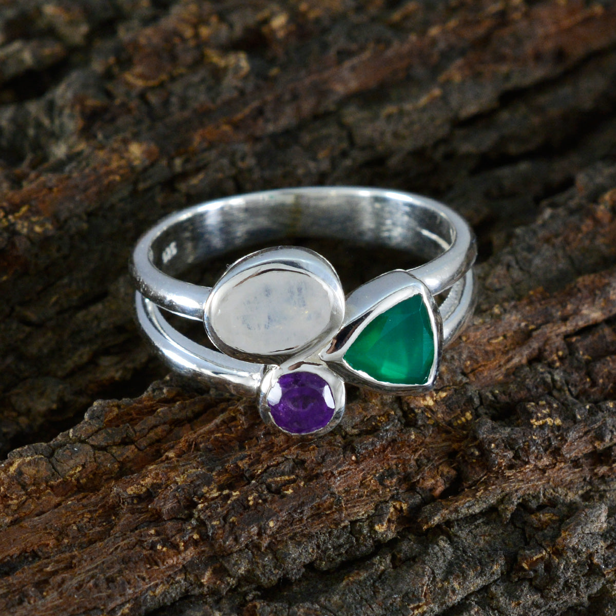 Marie Sophisticated multicolor Trilogy Ring