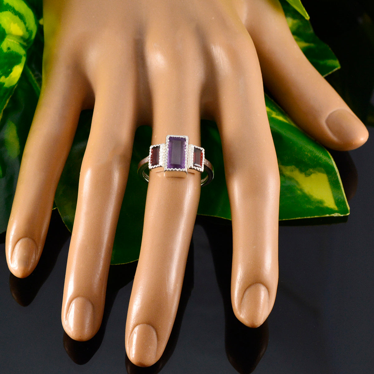 Constanza Romantic multicolor Trilogy Ring