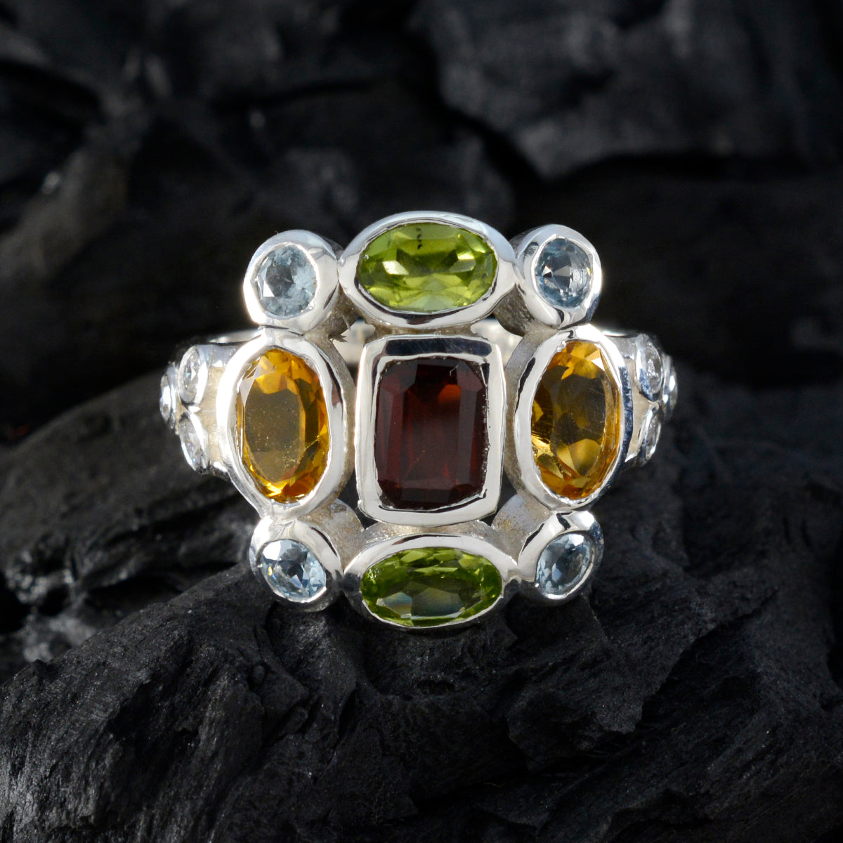 Julieta Cocktail multicolor Navratna Ring