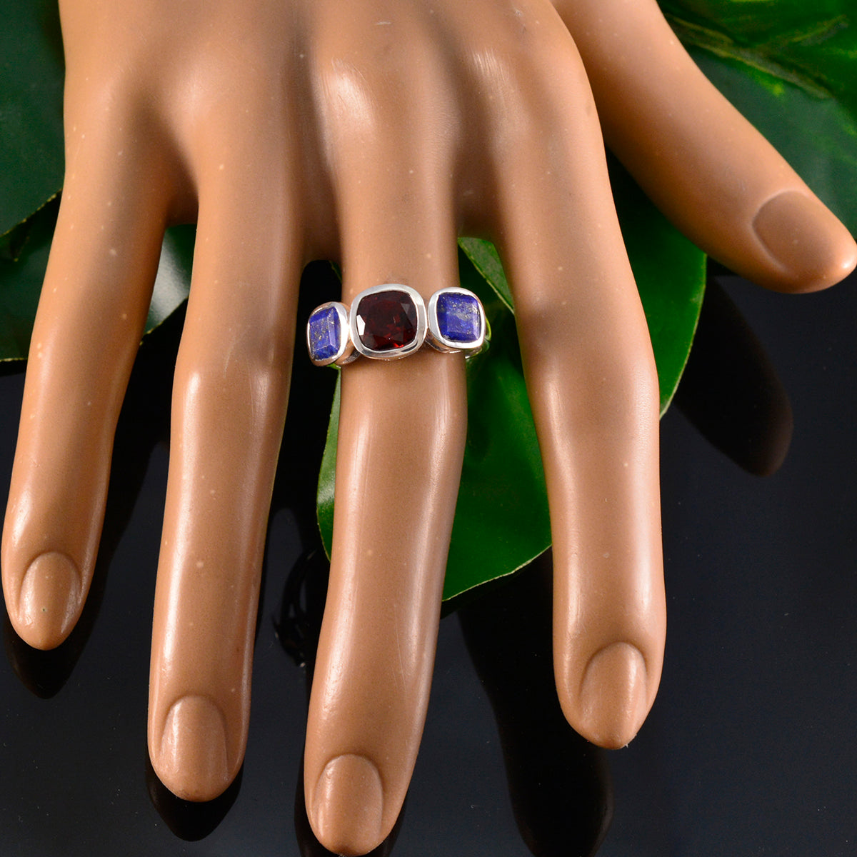 Isabel Artisan multicolor Trilogy Ring